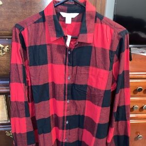 Old Navy classic pocket button up